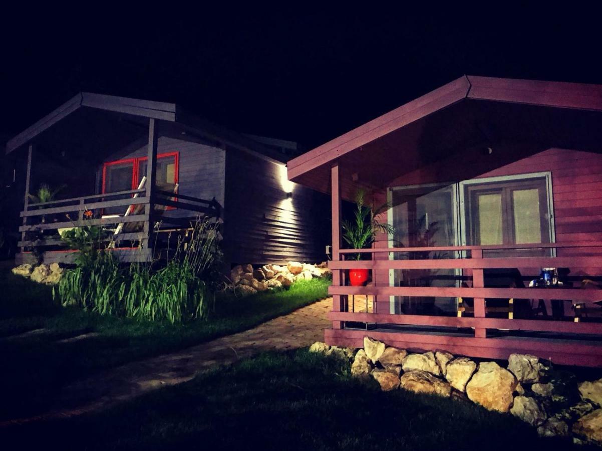 Enpi Lake Resort Iasi Luaran gambar